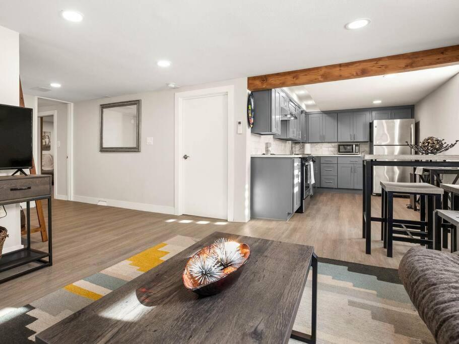 Elegant Richmond Gem Nestled Up To Hawthorne Blvd. Daire Portland Dış mekan fotoğraf