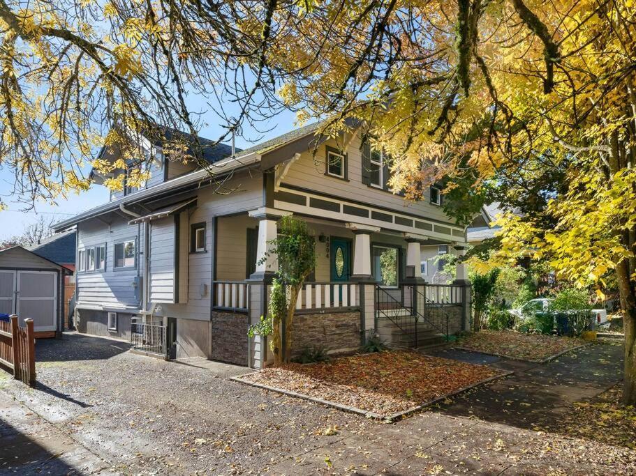 Elegant Richmond Gem Nestled Up To Hawthorne Blvd. Daire Portland Dış mekan fotoğraf